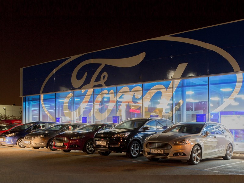 Společnost Auto In otevřela FordStore